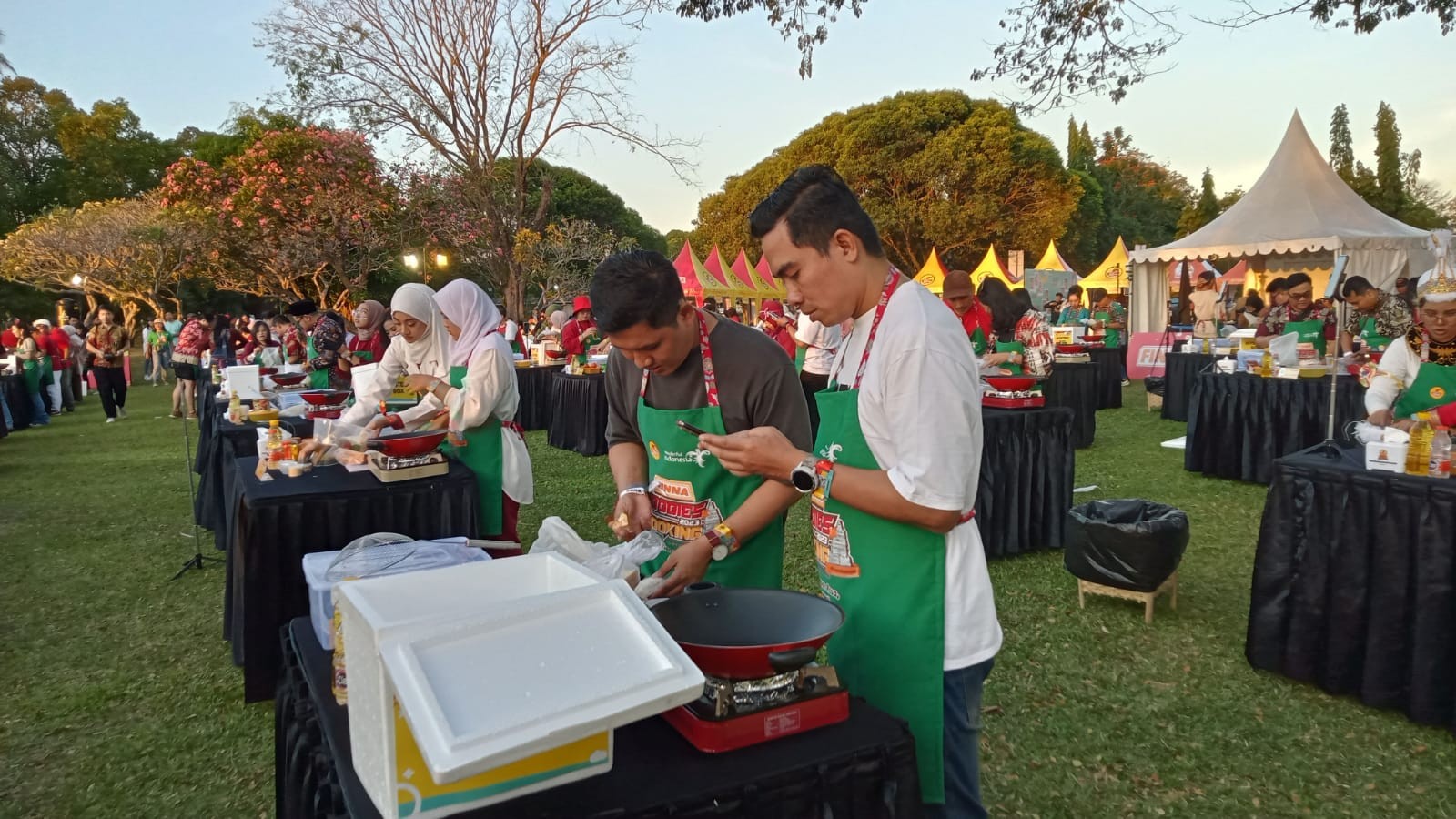 Finna Food Gelar kompetisi masak di Candi Prambanan  ajak 120 Influencer